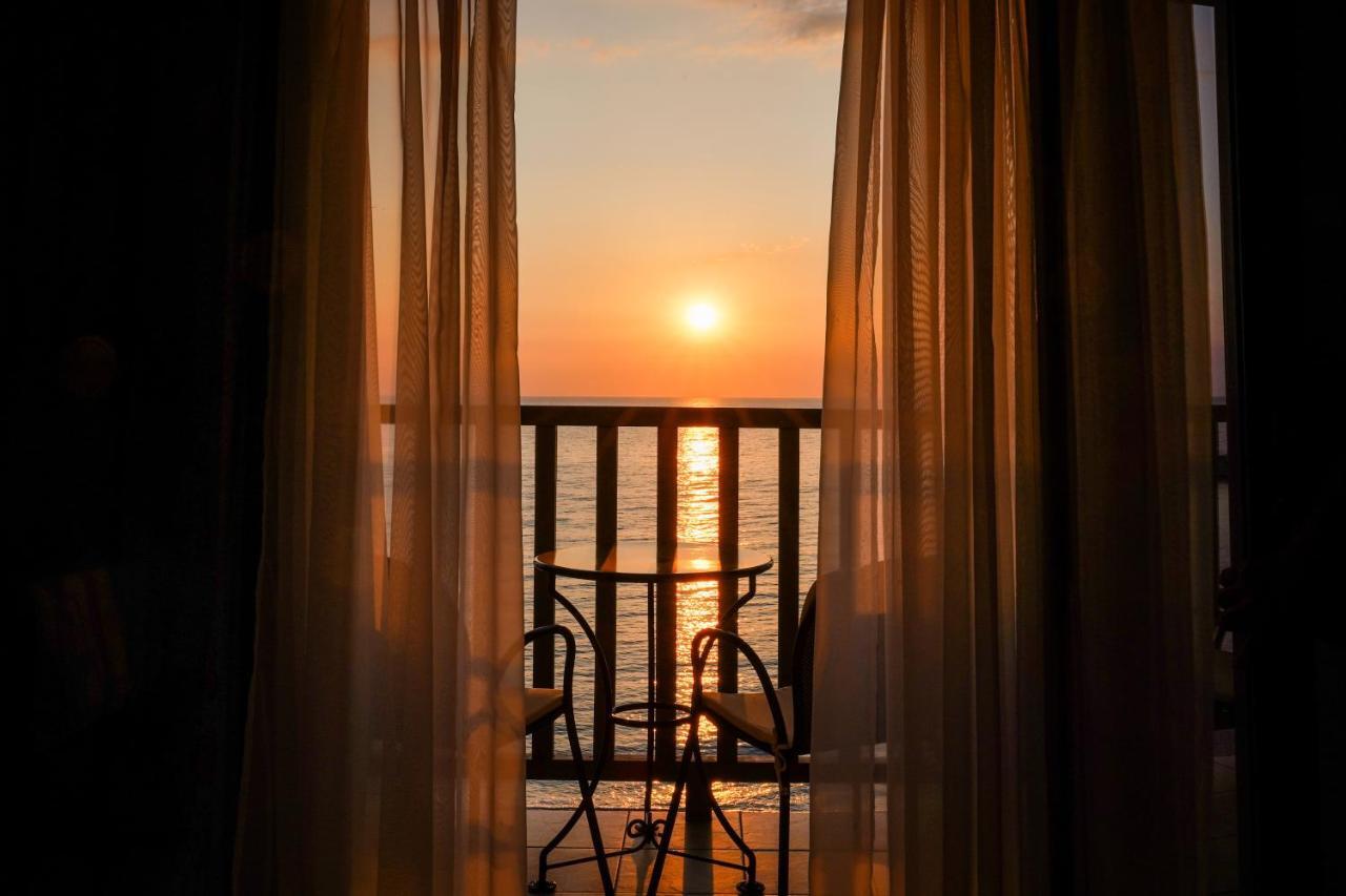 Kenta Beach Hotel Agios Ioannis  Extérieur photo